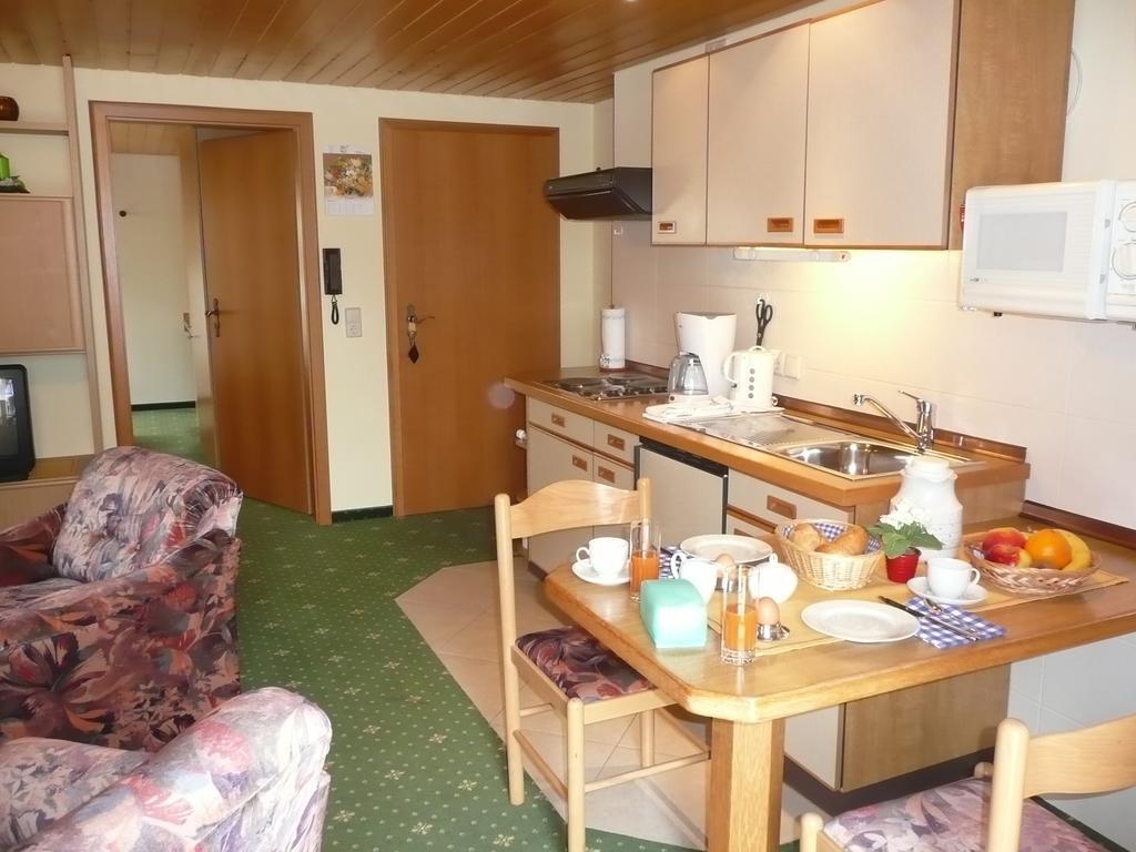 Ferienwohnungen Tweraser バート・ビルンバッハ 部屋 写真